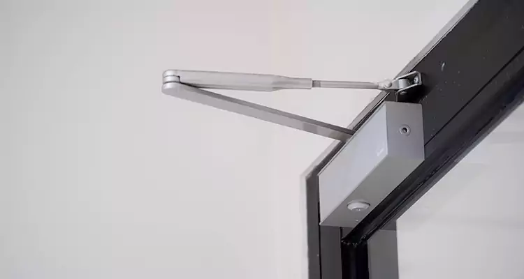 Screen Door Closer Installation in Englewood, FL
