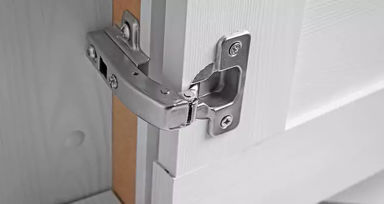 Shower Door Hinge Replacement in Englewood, FL