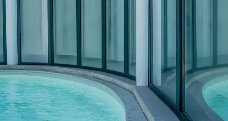 Repair Polyester Screen for Pool Enclosure in Englewood, FL
