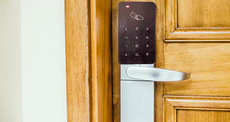 Keyless Hotel Door Locks Repair in Englewood, FL