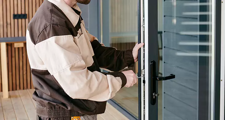 Fix Patio Screen Door Rollers in Englewood, FL